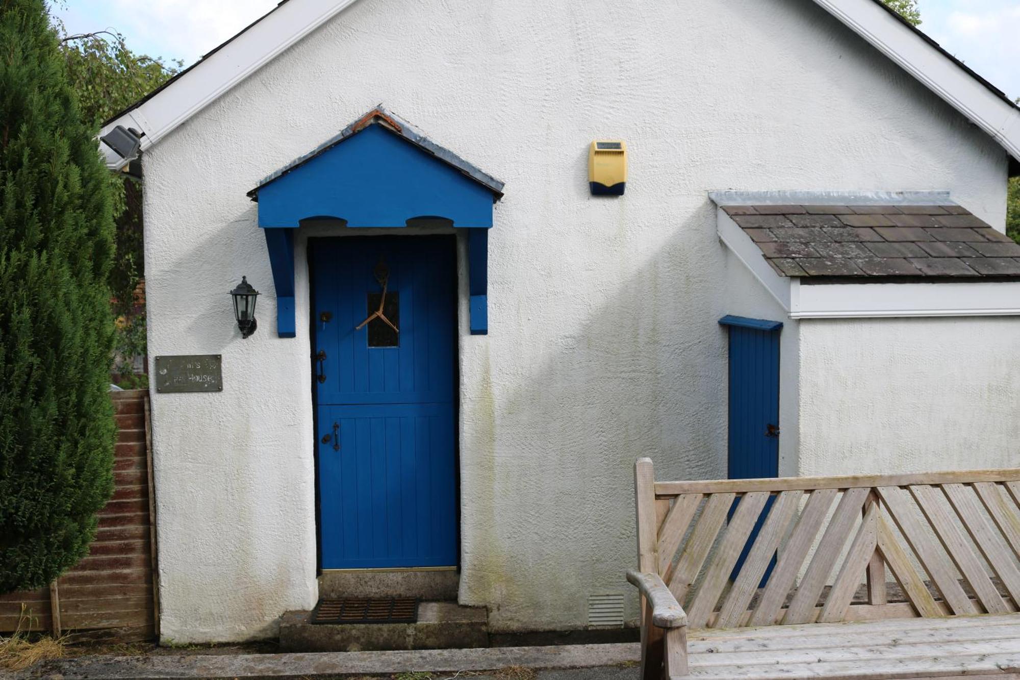 Cottage, Ireland, Includes Continental Breakfast Кушендолл Экстерьер фото